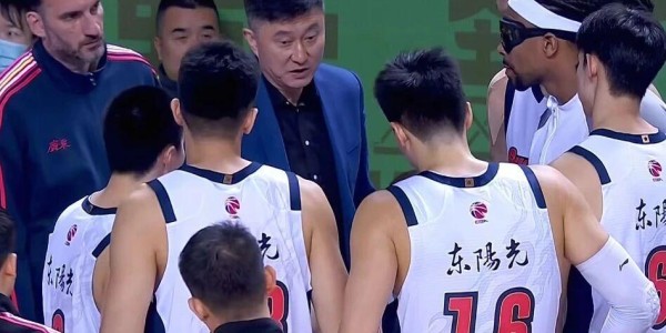 金年会平台-广东男篮引发众怒，许利民确定北京换外援，徐昕成篮板王和封盖王